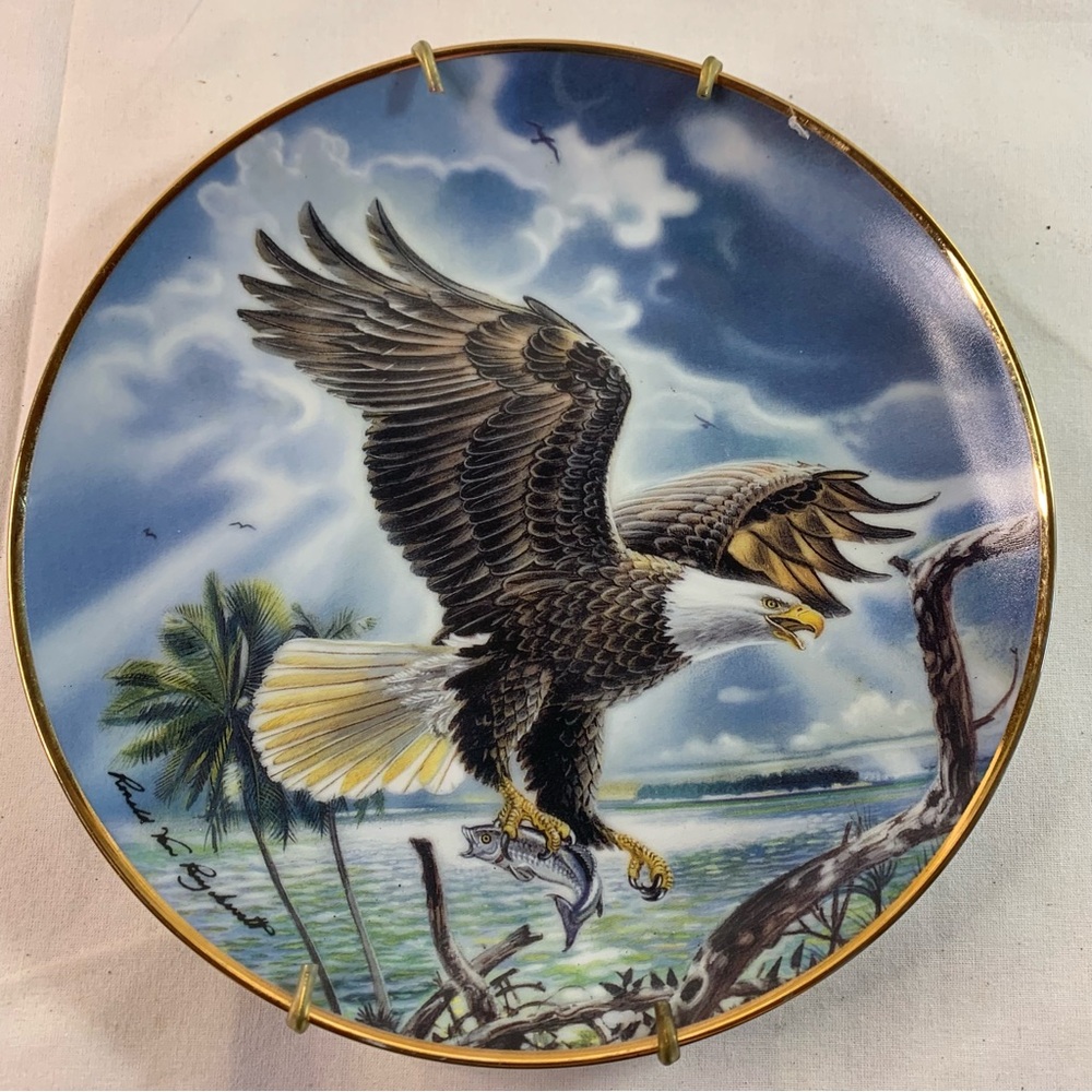 Franklin Mint Eagle Triumphant Limited Edition Porcelain Collector Plate F9061